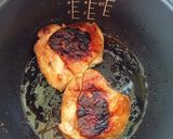 Hình bước làm 4 của món Gà nướng BBQ bằng nồi cơm điện
