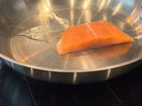 Cá Hồi Sốt Hollandaise
