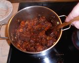 Φωτογραφία βήματος 8 της συνταγής Pasta la victoria siempre! Μοσχαρίσια μάγουλα «χουνκιάρ» με ριγκατόνι