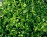 عکس مرحله 5 از دستور خورشت تره کردی