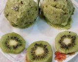A picture of step 4 of Kiwi Smooth balls.