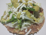 Tostadas de frijoles