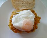 A picture of step 5 of Veggie fritters and poached egg in a bun.