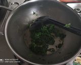 A picture of step 2 of Moringa Palak Thepla.