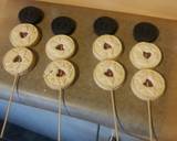 Vickys Snowman Cookie Pops recipe step 1 photo