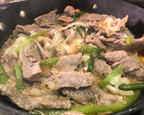 Foto del paso 3 de la receta: Bistec de Res encebollado