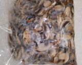 عکس مرحله 4 از دستور قارچ بلانچ شده🍄🍄🍄
