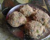 A picture of step 1 of Vegetable tikki.