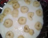 A picture of step 2 of Banoffee pie.