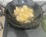 Foto langkah ke 2 dari resep Ayam Goreng Saus Mentega.