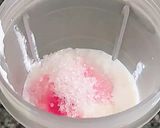 Hình bước làm 1 của món Lassi dâu