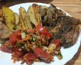 Foto del paso 4 de la receta: Carne al horno con papas y batatas con salsa schug
