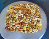 A picture of step 7 of Dry Fruits Chikki Bar.