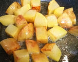 Foto del paso 2 de la receta: Pies de cerdo al horno crujientes 🐷