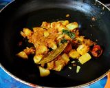 A picture of step 5 of Prawns Curry.