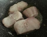 Foto del paso 8 de la receta: Wok de langostinos con rape