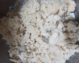 खुसखुशीत शंकरपाळी (shankarpali recipe in marathi) रेसिपी स्टेप 2 फोटो 