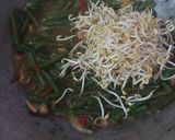 Foto langkah ke 5 dari resep Tumis Kacang Panjang Tauge.