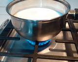 Foto del paso 2 de la receta: Crema de champiñones a base de una salsa bechamel