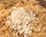 Foto del paso 4 de la receta: Pasta a los tres quesos
