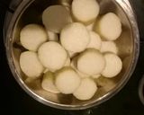 Foto langkah ke 4 dari resep Lontong magicom.