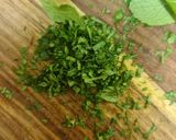 A picture of step 1 of Mint yoghurt dip.