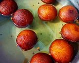 इंस्टेंट गुलाब जाम (instant gulab jam recipe in Hindi) रेसिपी चरण 5 फोटो