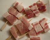 A picture of step 2 of Pork Loin Skewers.