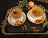A picture of step 3 of Spiced apple tea🍎☕.