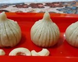 काजू मोदक (kaju modak recipe in marathi) रेसिपी स्टेप 4 फोटो 