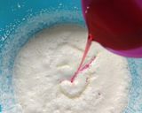 A picture of step 3 of Rose ice cream.