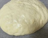 A picture of step 2 of Apple Custard Chicago Pizza.