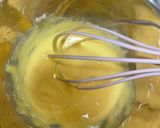 A picture of step 4 of Apple Custard Chicago Pizza.