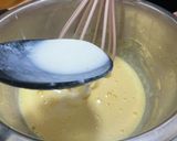A picture of step 5 of Apple Custard Chicago Pizza.