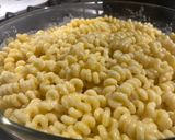 Foto del paso 3 de la receta: "Alla pasta pasta”(Fusilli con crema gratinados)