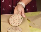 A picture of step 5 of Rajma Kebab Sandwich￼.