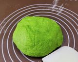 A picture of step 2 of Easy Mugwort Bread (Bread Machine Version).