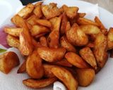 Rántott sertéskaraj, steak burgonya, sajtgolyó és kukoricasaláta recept fázis 2 fotója