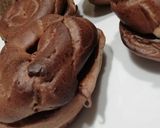 Foto del passaggio 4 della ricetta Bignè al cacao con crema pandistelle e panna #febbraioincucina