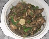 A picture of step 5 of Green chicken Kardahi.