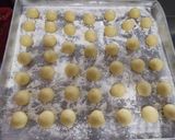 Foto langkah ke 3 dari resep Donut Mini.