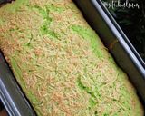 Foto langkah ke 5 dari resep Bolu pandan keju.