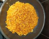 Foto langkah ke 3 dari resep Omelet Mi Proteina.