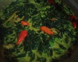 Foto langkah ke 4 dari resep Daun Singkong Kuah Santan Sederhana.