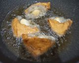 Foto langkah ke 3 dari resep Tahu aci telur goreng.
