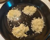 Φωτογραφία βήματος 3 της συνταγής Eggs in a blanket toast