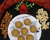 A picture of step 4 of Atta K Ladoo.