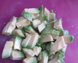 Foto del paso 3 de la receta: Ensalada de garbanzos aguacate y atún
