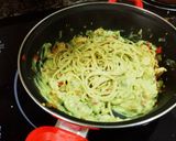 Foto del paso 5 de la receta: Espaguetis con salsa de aguacate, queso y solomillo de pavo