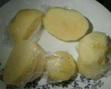 Hình bước làm 1 của món Bánh khoai tây chiên (Croquette)